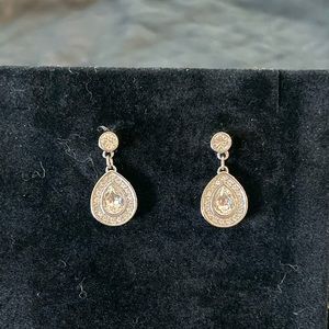 Elegant Swarovski crystal drop earrings